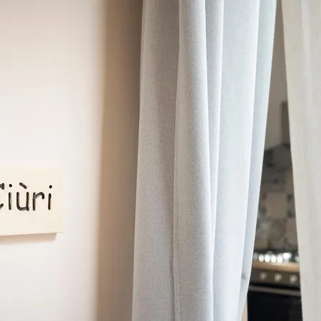 Corte Curatolo Apartmán *