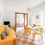 Corte Curatolo Apartment *